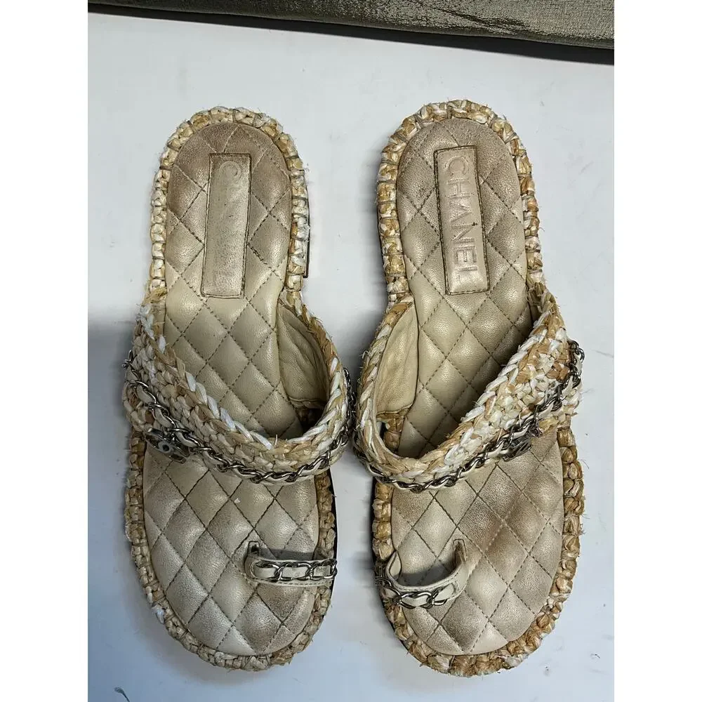 CHANEL size 38
